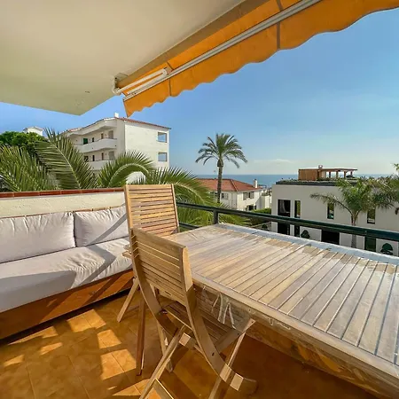 Balmins Surf By Hello Homes * シッチェス